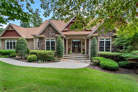 why are houses so cheap in south carolina